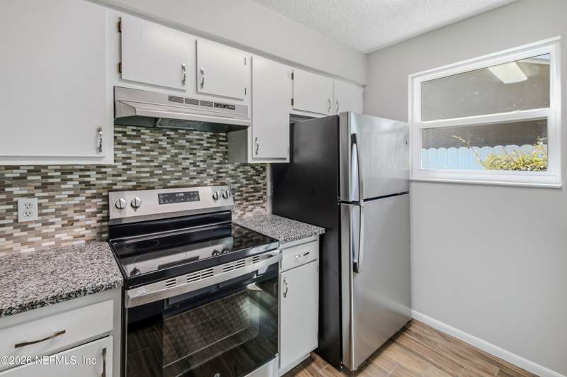 2 bedroom Single Family Residence at 3082 Parental Home Road, Richard Grant, Jacksonville — photo 5