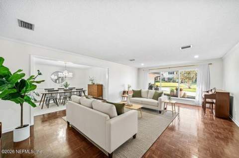 2423 Castellon Drive, Jacksonville FL - photo 12 of 73