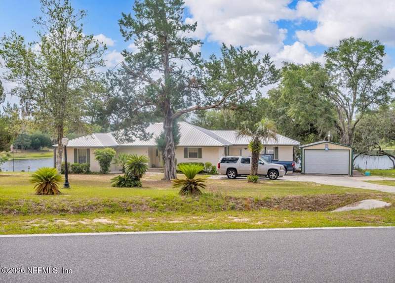 3 bedroom Single Family Residence at 135 Ashley Lake Drive, Ashley Lake Plantata, Melrose — photo 3