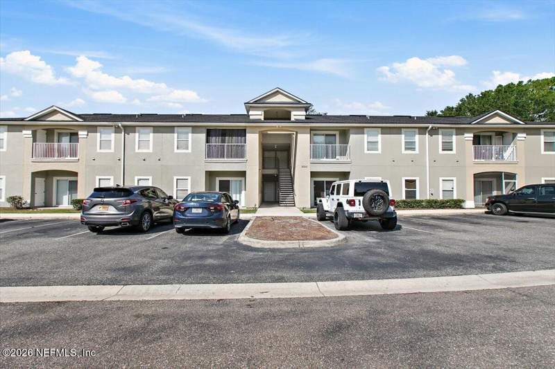 2 bedroom Condominium at 5050 Playpen Drive #5, Timber Run, Jacksonville — photo 2