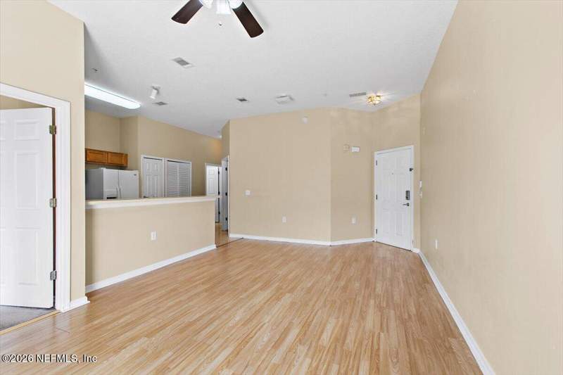 2 bedroom Condominium at 5050 Playpen Drive #5, Timber Run, Jacksonville — photo 3