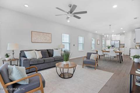 9591 Giada Drive, Jacksonville FL - photo 9 of 32