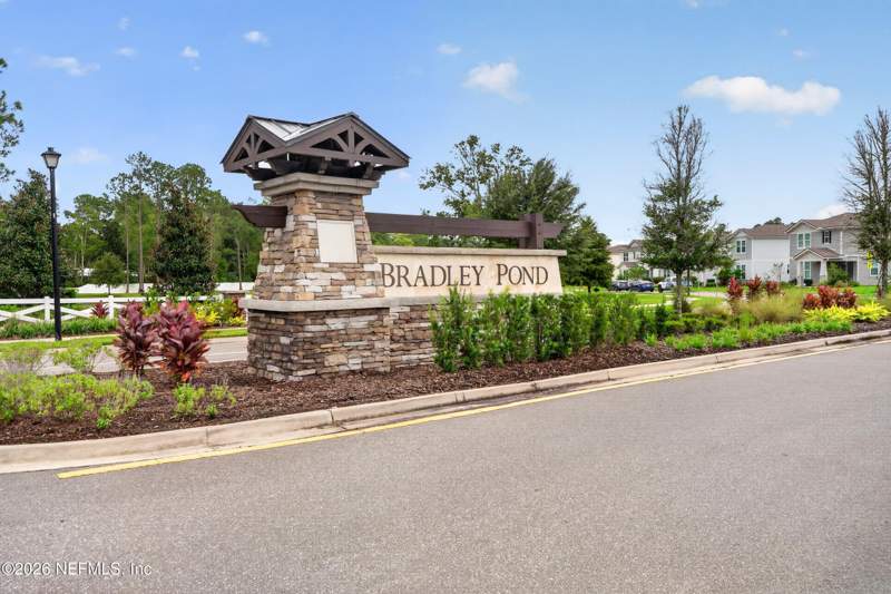 4 bedroom Single Family Residence at 4564 Farmhouse Gate Trail, Bradley Pond, Jacksonville — photo 3