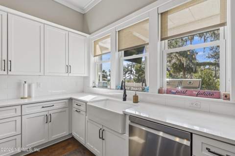 2040 Waterway Island Lane, Jacksonville Beach FL - photo 18 of 67