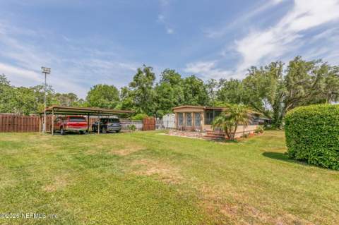 227 Spec Lane, Crescent City FL - photo 6 of 23