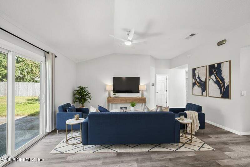 3 bedroom Single Family Residence at 477 Shamrock Avenue, Oceanway Manor, Jacksonville — photo 5