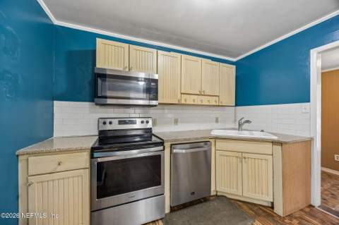 3011 Lake Shore Boulevard, Jacksonville FL - photo 10 of 26
