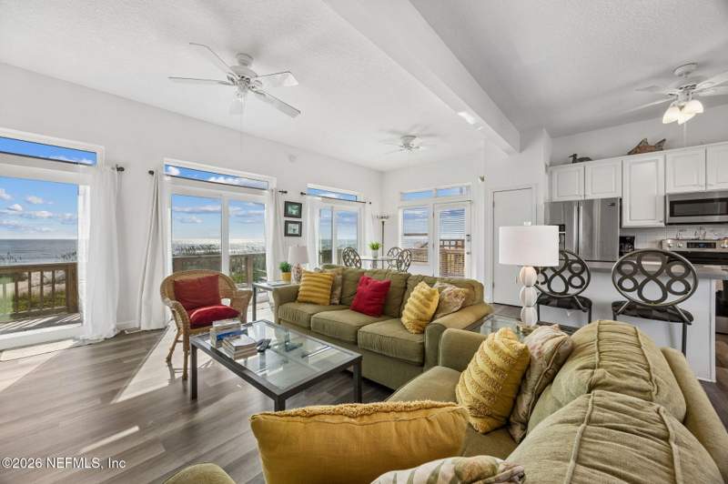 3 bedroom Single Family Residence at 812 S Fletcher Avenue, Fernandina Beach, Fernandina Beach — photo 3