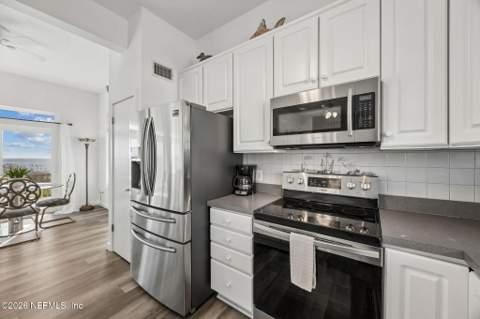 812 S Fletcher Avenue, Fernandina Beach FL - photo 13 of 85