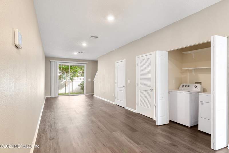 3 bedroom Townhouse at 3968 Village View Lane, Plantation Oaks Townhomes, Orange Park — photo 5