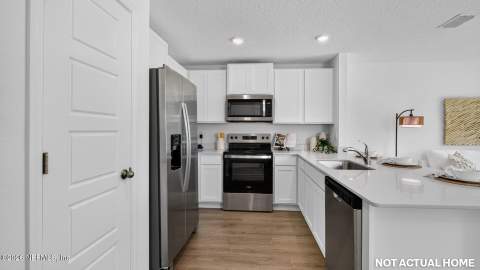 6281 Sparkling Stream Trail, Jacksonville FL - photo 9 of 29