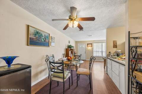 7820 Chateau Drive, Jacksonville FL - photo 14 of 28