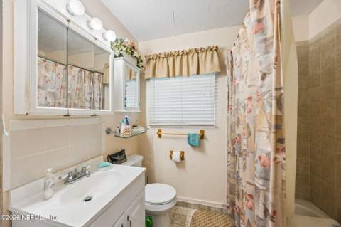 7820 Chateau Drive, Jacksonville FL - photo 21 of 28