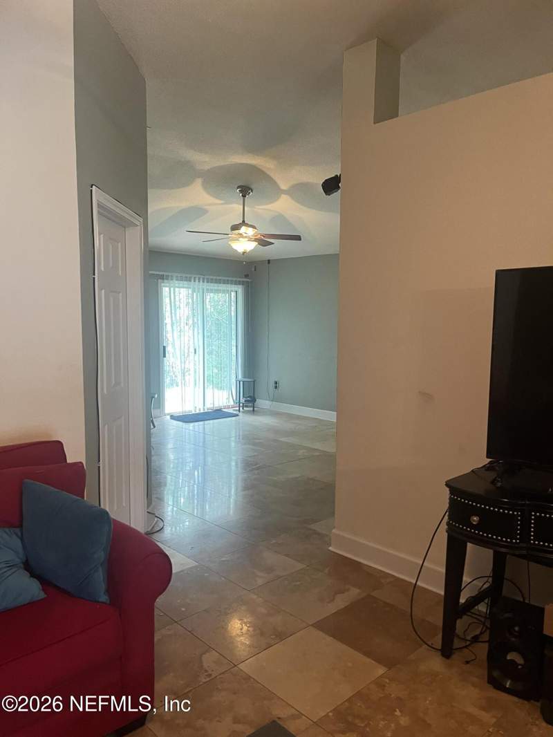 5 bedroom Single Family Residence at 6090 Chestnut Gelding Lane, Winchester Ridge, Jacksonville — photo 2