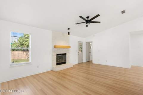 3252 Dowitcher Lane, Orange Park FL - photo 9 of 28