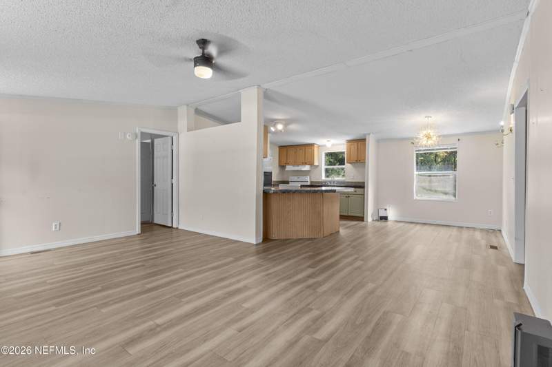 3 bedroom Single Family Residence at 8417 Creekside Drive, Macclenny, Macclenny — photo 2