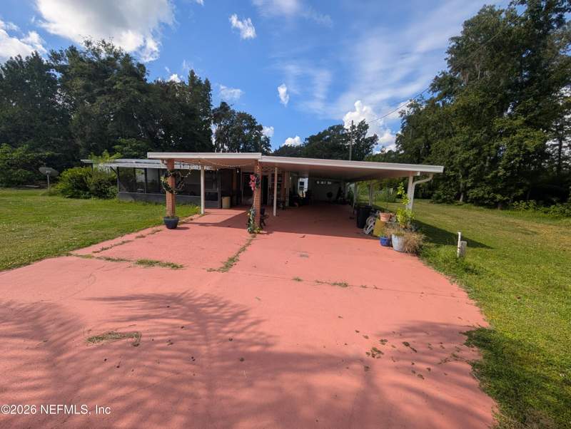 2 bedroom Single Family Residence at 307 Tarpon Boulevard, Palatka, Palatka — photo 3