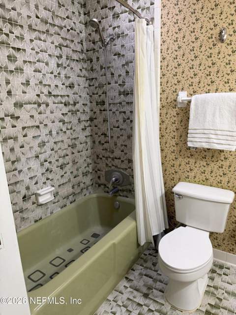 1736 Holly Oaks Ravine Drive, Jacksonville FL - photo 10 of 14