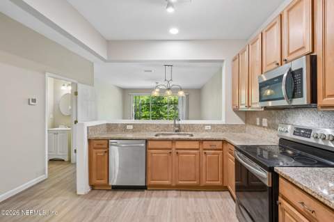 7488 Scarlet Ibis Lane, Jacksonville FL - photo 17 of 60