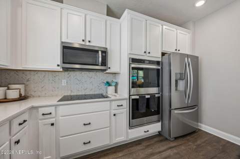 14361 Durbin Island Way, Jacksonville FL - photo 13 of 46