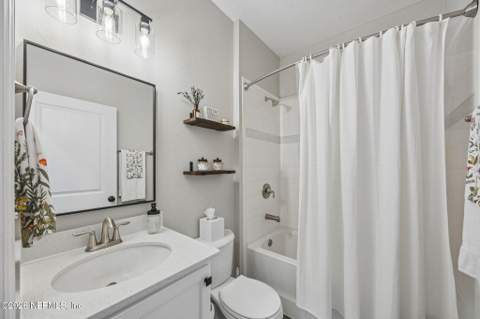 14361 Durbin Island Way, Jacksonville FL - photo 18 of 46
