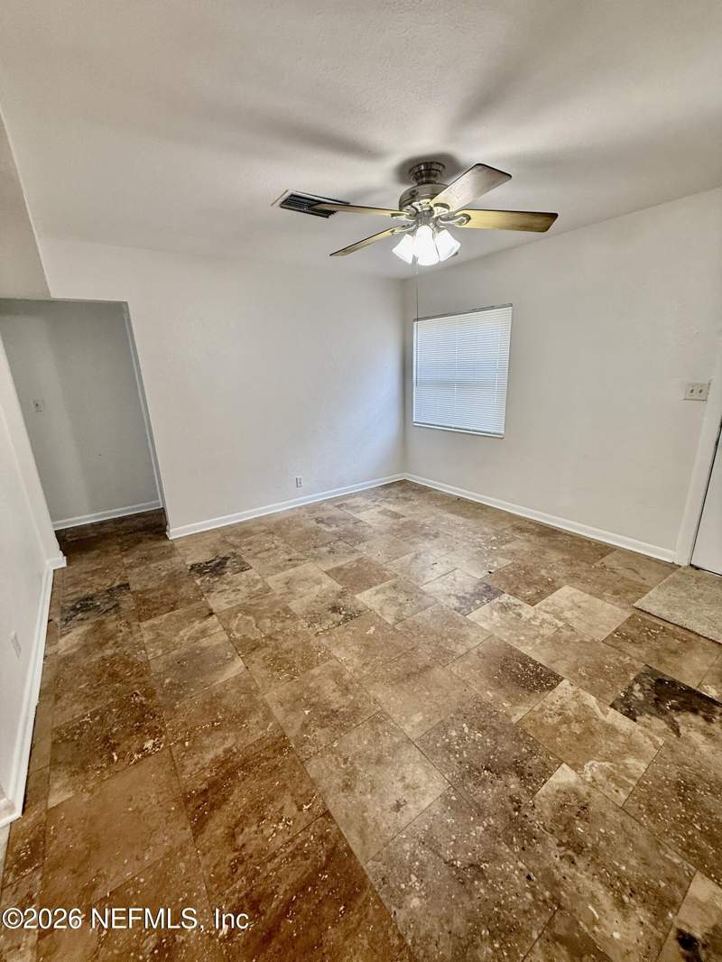 3 bedroom Single Family Residence at 5136 110th Street, Venetia Terrace, Jacksonville — photo 4