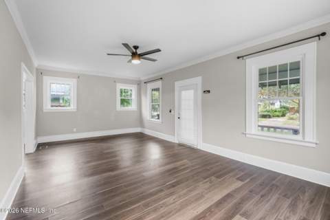 2150 Ernest Street, Jacksonville FL - photo 8 of 38