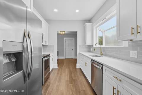 2150 Ernest Street, Jacksonville FL - photo 12 of 38