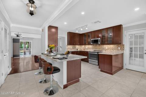 12606 Point Park Drive, Jacksonville FL - photo 7 of 104