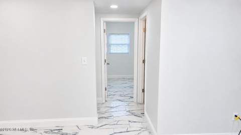 5813 Ridgeway Road, Jacksonville FL - photo 10 of 19
