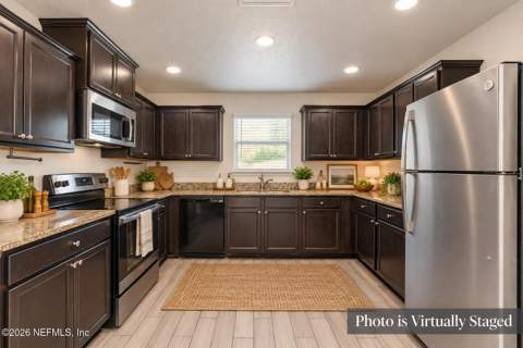 3333 Hidden Meadows Court, Green Cove Springs FL - photo 18 of 48