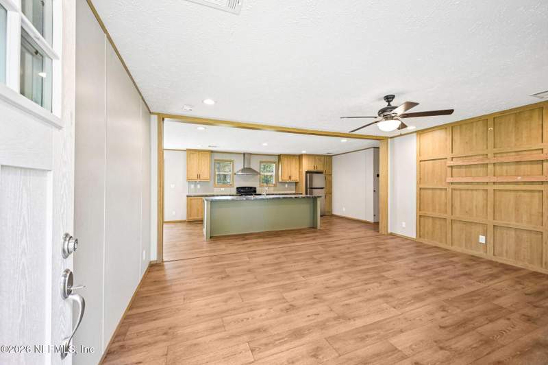 3 bedroom Mobile Home at 1556 Rayne Point, Clay Hill, Middleburg — photo 5