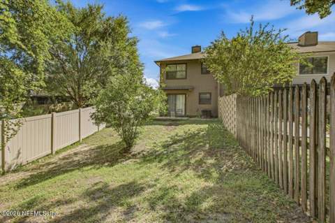 3957 Laurelwood Drive, Jacksonville FL - photo 20 of 21