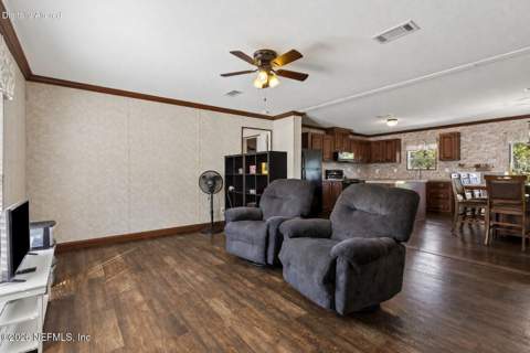 11289 Dinsmore Dairy Road, Jacksonville FL - photo 9 of 50
