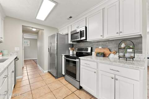 3 Norberta Way, Jacksonville Beach FL - photo 15 of 52