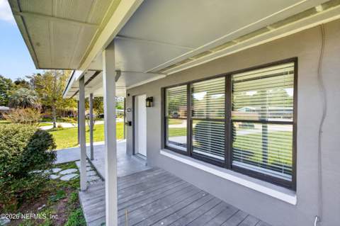 1762 Hawaii Drive, Jacksonville FL - photo 7 of 56