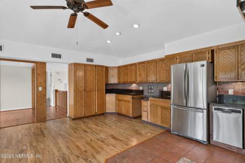 338 19th Street, Atlantic Beach FL - photo 16 of 41