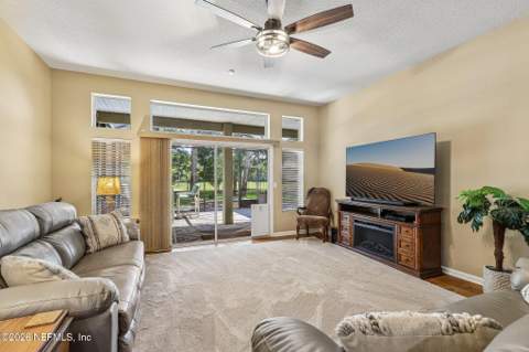 16641 Sand Hill Drive, Jacksonville FL - photo 20 of 83