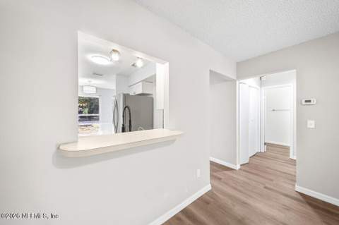 1847 Oak Water Drive, Jacksonville FL - photo 13 of 35