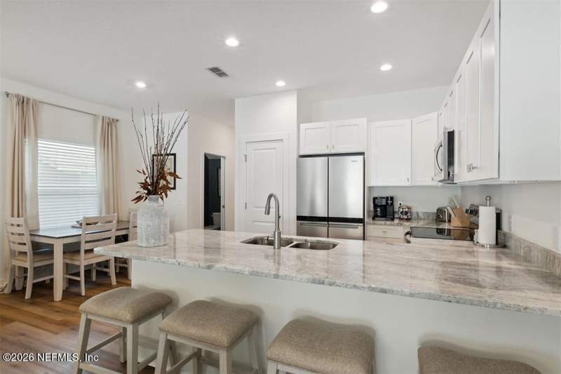 3 bedroom Single Family Residence at 911 S 7th Street, Fernandina Beach, Fernandina Beach — photo 3