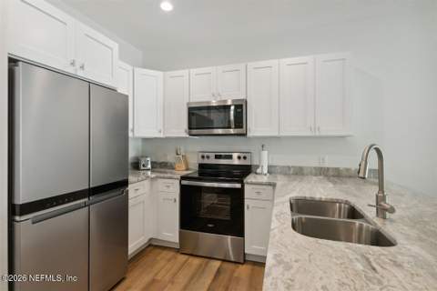911 S 7th Street, Fernandina Beach FL - photo 10 of 31