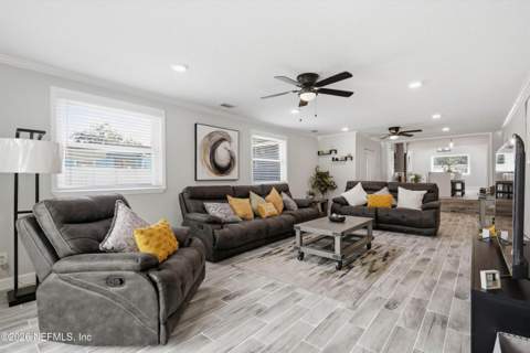 5349 Sharon Terrace, Jacksonville FL - photo 11 of 38