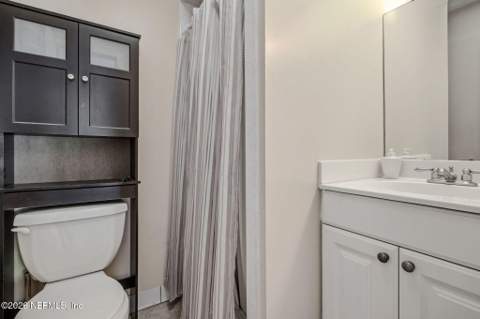 4332 Buck Point Road, Jacksonville FL - photo 12 of 46