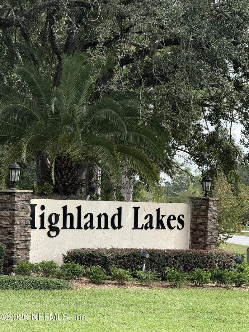3 bedroom Single Family Residence at 8189 Kilwinning Lane, Highland Lakes, Jacksonville — photo 2
