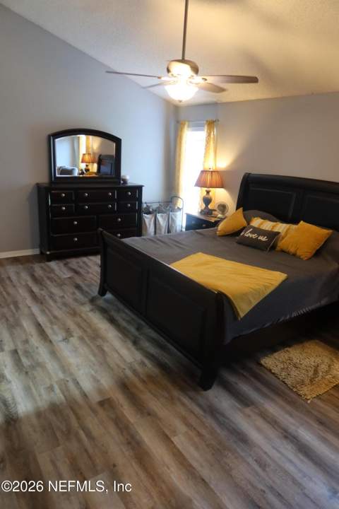 8189 Kilwinning Lane, Jacksonville FL - photo 11 of 22