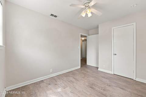 7328 Warner Drive, Jacksonville FL - photo 19 of 36