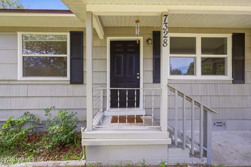 4 bedroom Single Family Residence at 7328 Warner Drive, Ortega Hills, Jacksonville — photo 4