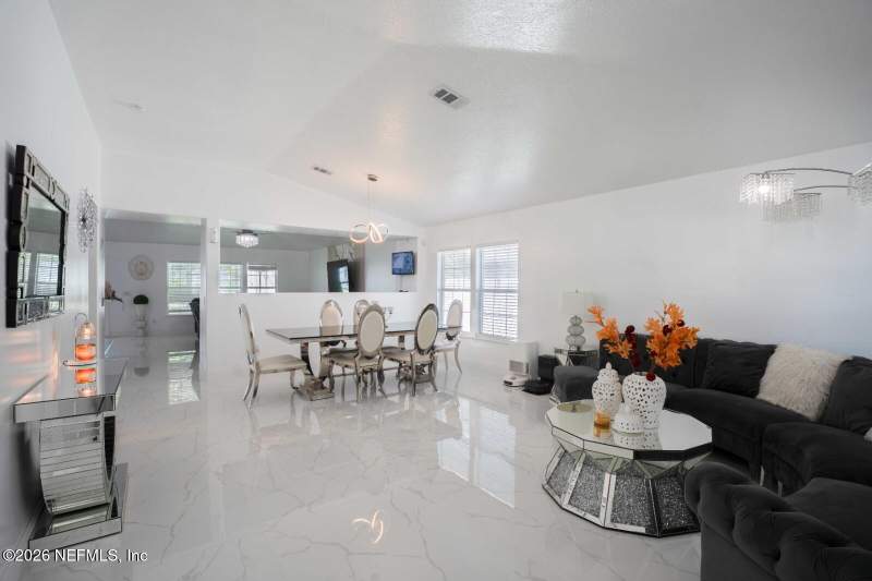4 bedroom Single Family Residence at 1246 Summit Oaks Drive, Crystal Creek, Jacksonville — photo 3