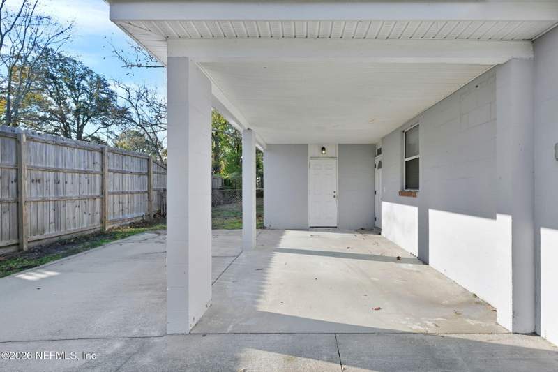 3 bedroom Single Family Residence at 6268 Randia Drive, Oak Hill, Jacksonville — photo 3
