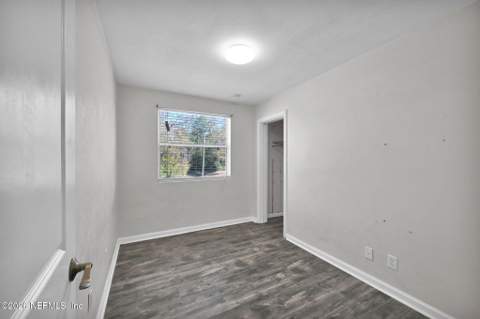 6268 Randia Drive, Jacksonville FL - photo 17 of 30